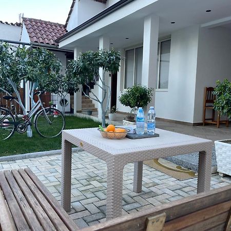 Guest House Esanbja Berat Exterior foto