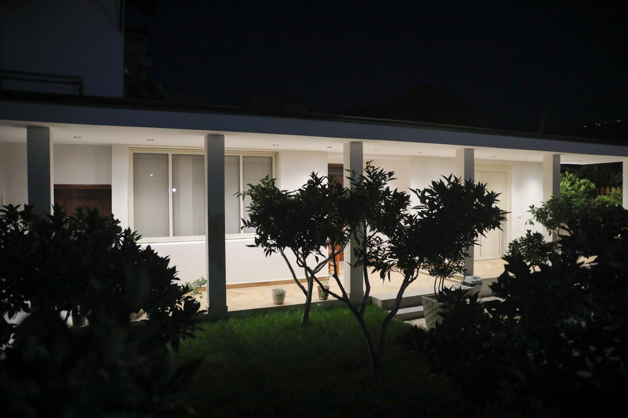 Guest House Esanbja Berat Exterior foto