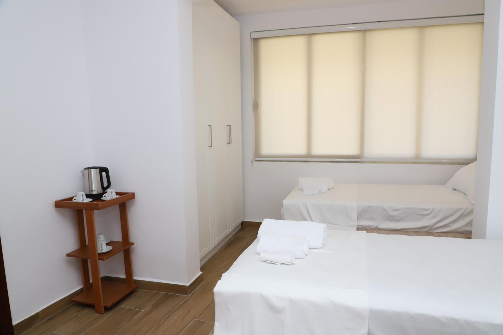 Guest House Esanbja Berat Exterior foto
